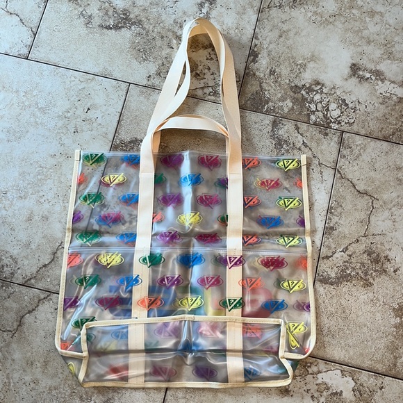 BNWT GUESS ?/ J. BALVIN 2020 frosted tote bag. - Picture 4 of 8